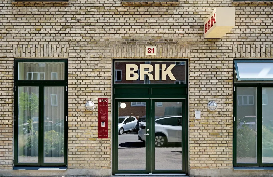 Brik Apartment Hotel-1